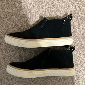 TOMS: Women’s Black Platform